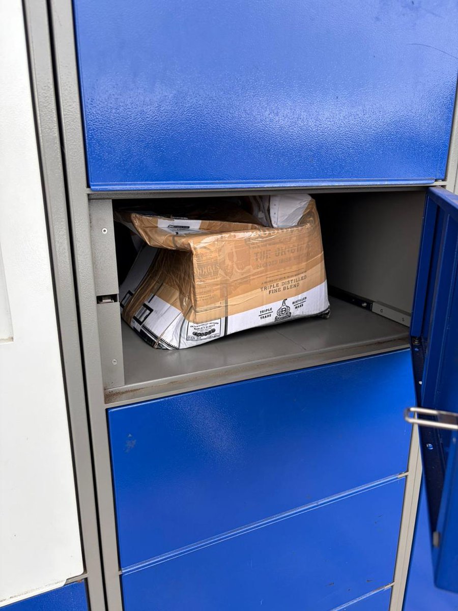 planetADiM's tweet photo. DO NOT use @TheCourierGuy_ lockers. I paid for a large locker, and they destroyed it like this when it arrived, shoved into a small locker. These were gifts for my family. https://t.co/V9PHlVXyaK