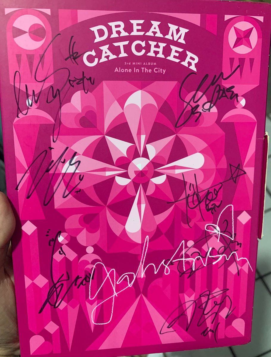 gahstusin's tweet photo. 🦊 #tindanigah | wts lfb dreamcatcher ph .ᐟ    

 ↳ dreamcatcher aitc signed album  - ₱2300 payo 

ㅡ sensi ❌ ob damage
ㅡ rcbyt, ⌕ https://t.co/d2L65CvZCd!    
ㅡ jnt, lbc, ggx, sdd &amp; ww shipping    
ㅡ reply/dm to claim https://t.co/bsMol93hil