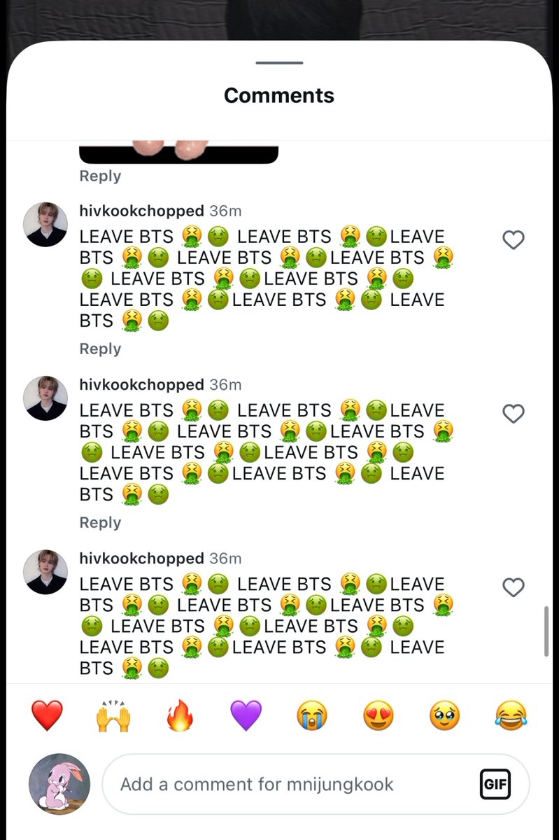 jjkismyclover's tweet photo. JK's ig comments is a complete mess. people associated with him are getting harassed. wondering where are all those self proclaimed leader jjks who were making threads cancelling our fanbases &amp; fansites?proudly trending cancelling hashtags where is that same energy now? come on. https://t.co/giVSDf4hPY