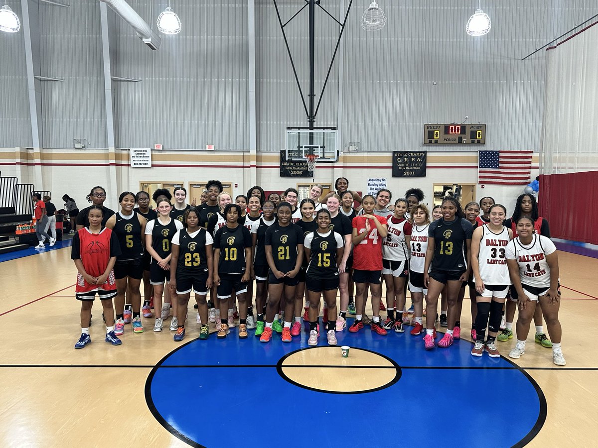 HoopsTrojan's tweet photo. @HoopsTrojan would like to thank @dhs_cats &amp; @TCFCSAthletics for the excellent joint workout today. Iron sharpened iron for sure.
#WINNERGY https://t.co/eYnn8hARPg