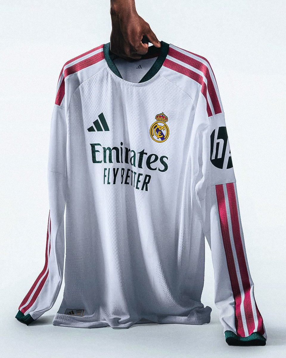 footfr's tweet photo. adidas et le Real Madrid dévoilent le
nouveau maillot domicile du club pour la saison 26/27 ! ✨

Une note sur 10 pour ce classique ? 🔥

🛒 BIENTÔT DISPONIBLE dans nos magasins et sur notre site en ligne https://t.co/GEifb4BveL ! 🔗 https://t.co/OVEPSkhUDZ