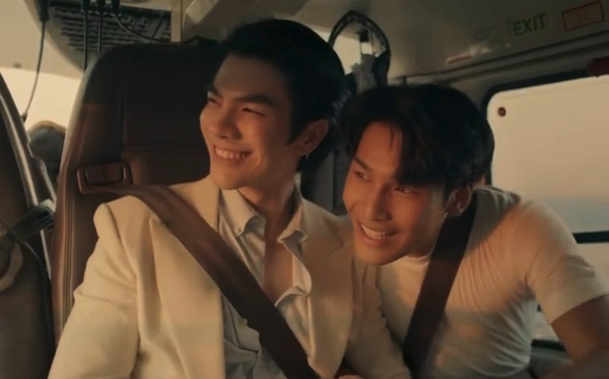 urmamipoko's tweet photo. ฮอลล์มาแล้ว                                   คนบนฮอลล์ https://t.co/jH6WGmecCZ