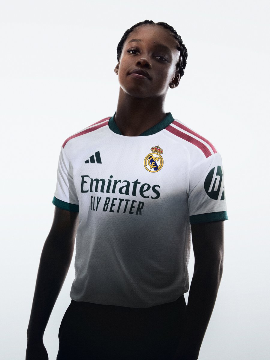 realmadridfem's tweet photo. 🔥 Sin palabras.
@adidasfootball | @Linda__caicedo https://t.co/7eOVH0C2pK