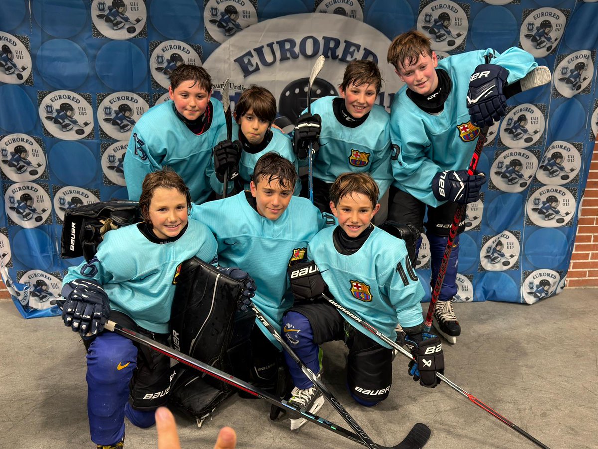 BarcaAmateurs's tweet photo. 🏒 Els equips U11 i U13 de @FCBhockeygel continuen fent passos endavant!

🔵🔴Al Torneig Eurored 2026, el primer després de la inauguració de la nova pista, els nostres jugadors i jugadores han demostrat evolució, compromís i molta il·lusió.

👏El futur és prometedor! 💙💪 https://t.co/D9jrue69UH