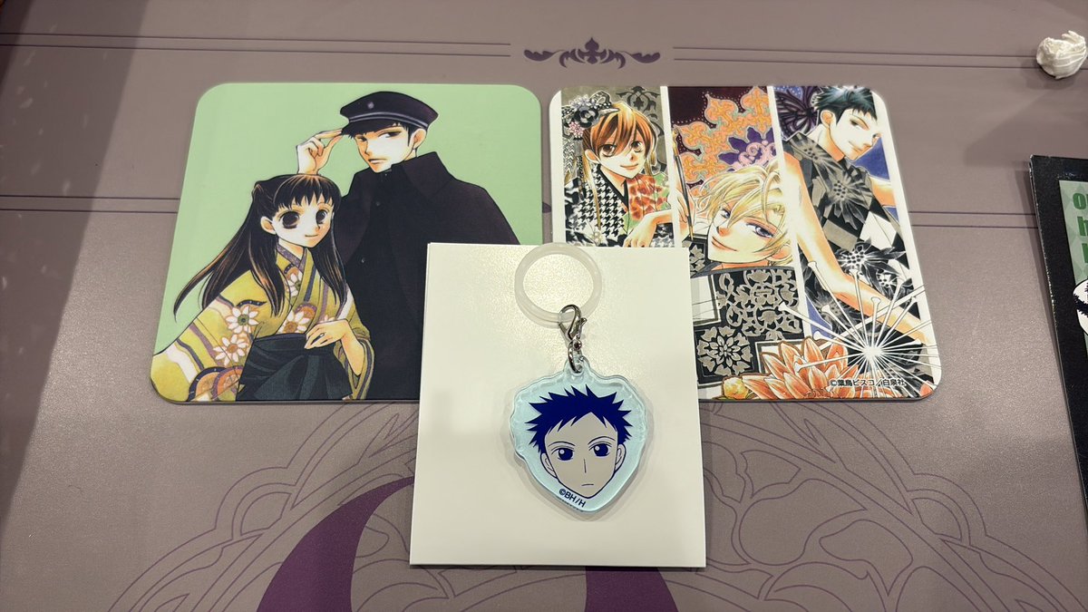 Reere_03's tweet photo. @gintama_siroyas 初めまして！検索よりコメント失礼致します。当方こちらの銛之塚崇くんのめじるし、コースターを2点所持しております。
めじるしを同種鏡夜先輩、コースター2点の3：3にて後日大阪梅田周辺手渡しまたは郵送にて交換可能でしょうか？ご検討よろしくお願いします🙇‍♀️ https://t.co/lE1nKjp2fU
