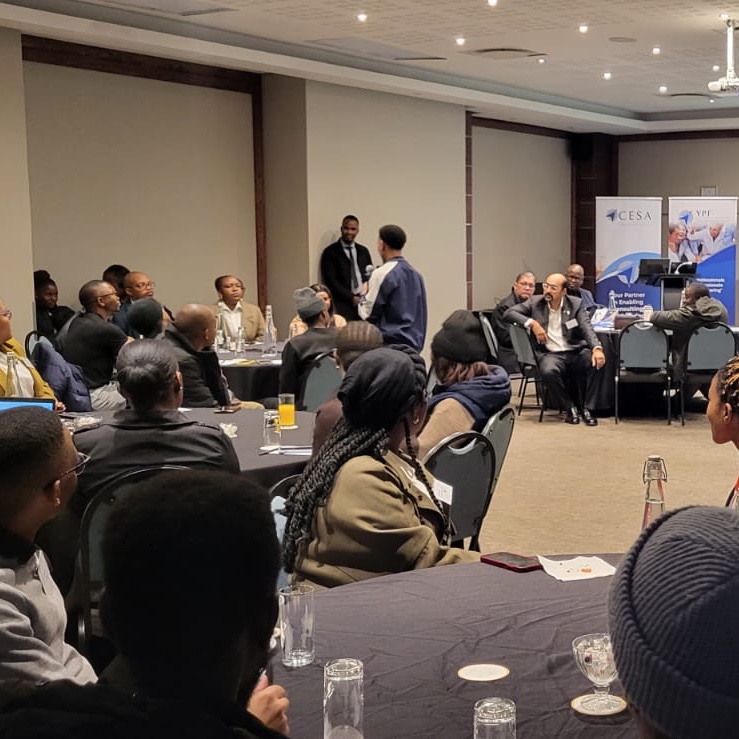 CESA_YPs's tweet photo. Engaging discussions are underway as Programme Director Katiso Mokoena, #CESAYPF Free State Chair, facilitates a Q&amp;A session, giving young professionals the opportunity to engage directly with today's speakers &amp; explore #leadership and development insights.

@The_CESA https://t.co/8VkE6ehga3
