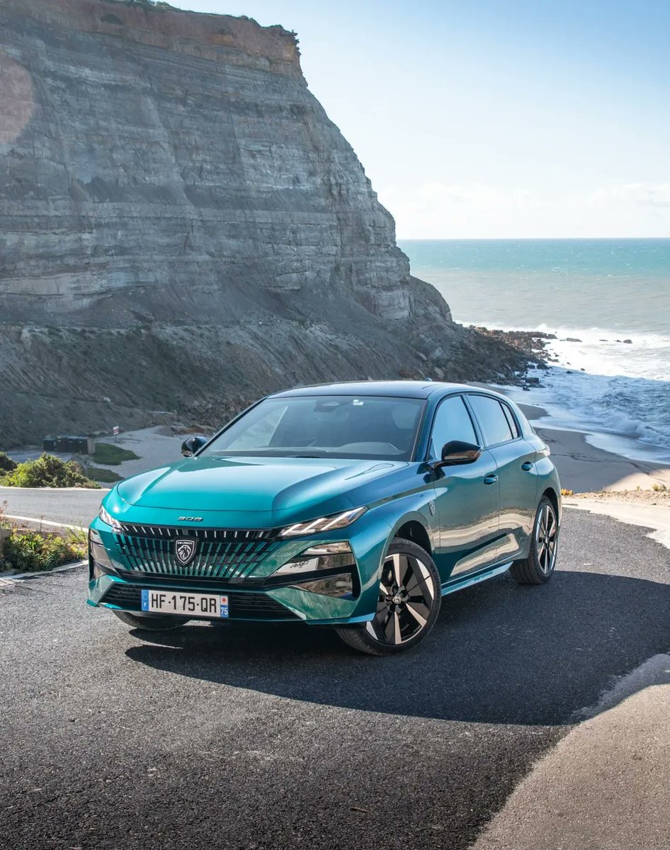 PeugeotFR's tweet photo. Direction le bord de mer, avec élégance.​

#NouvellePeugeot308 : une arrivée qui ne passe pas inaperçue.​

📸 : @tobinou_ pour #PeugeotMoments​

Partagez vos #PeugeotMoments pour tenter d'être repartagé ! https://t.co/YF0Nyv3s2s