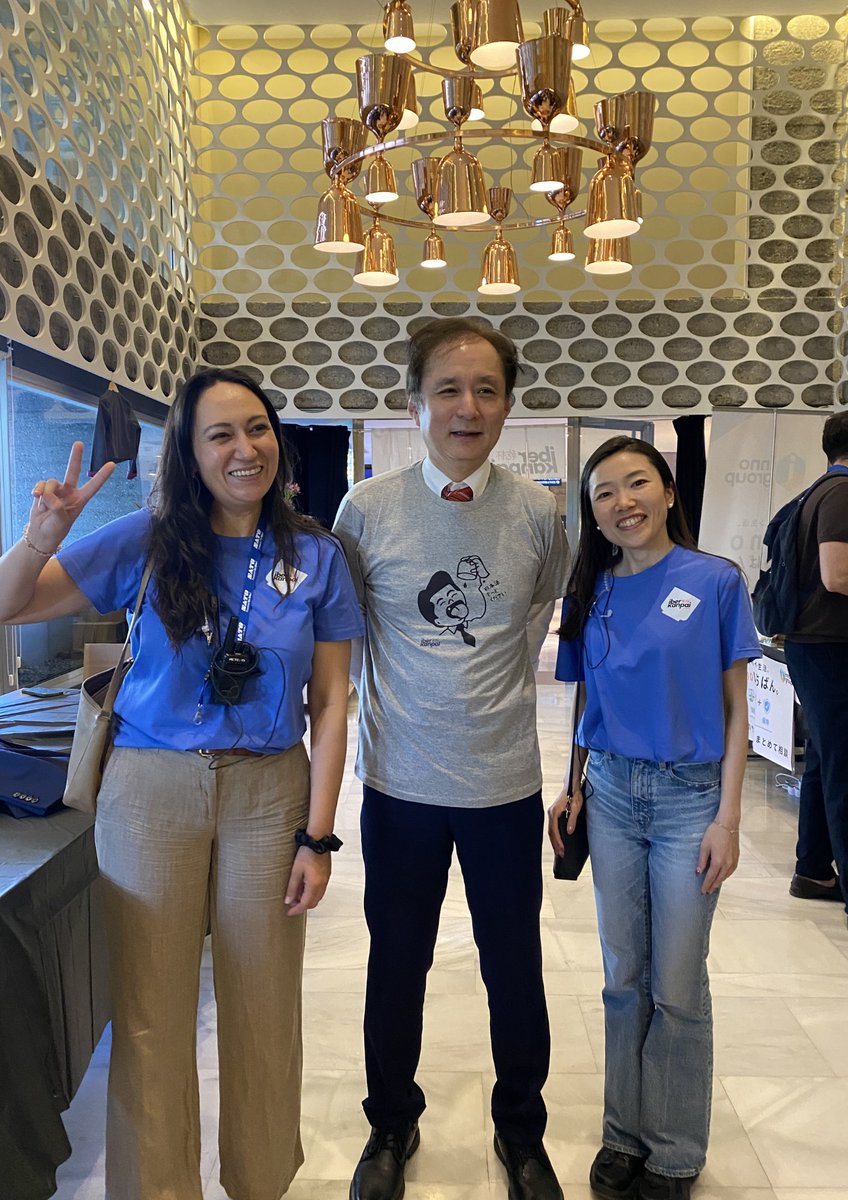 embajadorjpnesp's tweet photo. Lo pasé tan bien en el II IBERKANPAI que me atreví a ponerme su camiseta. 
https://t.co/r1vEM0yp1j https://t.co/qxoC6eAZJo