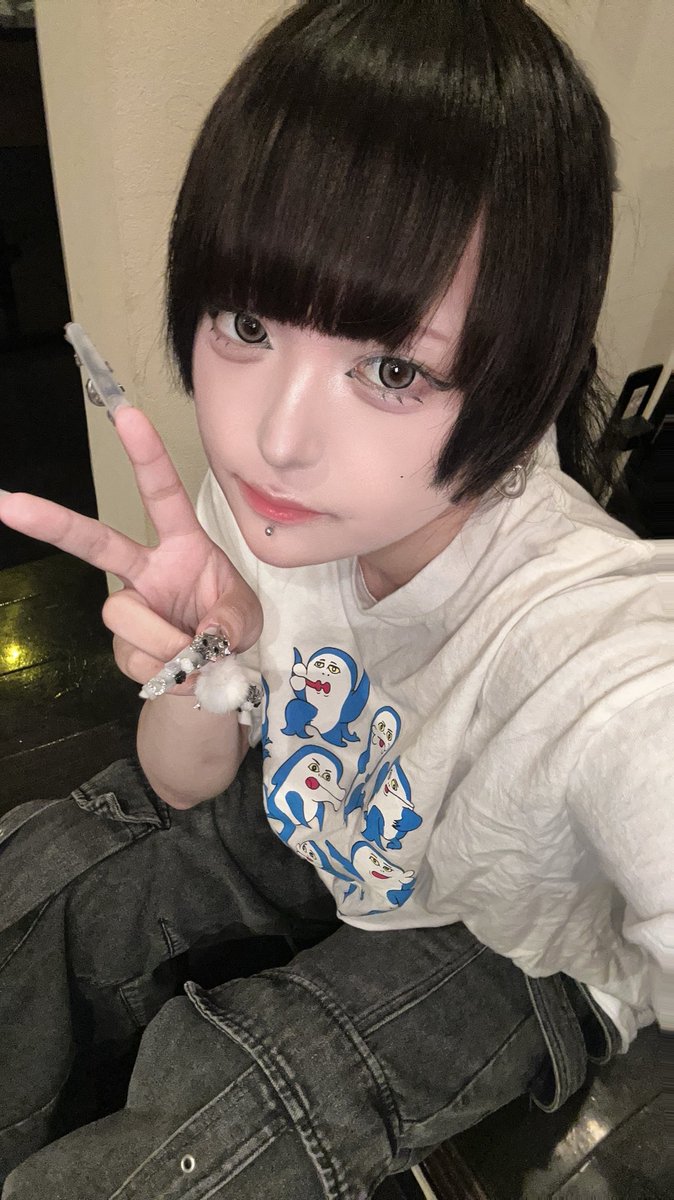 88kepil's tweet photo. 18-23イテマス、イルカくんT🐬 https://t.co/KrlPNAXjOF