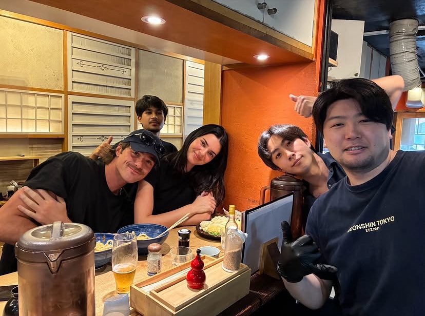 MixerRian's tweet photo. ケンダル大阪にもきてくれへんかな🥺 https://t.co/RK5s8MDikO