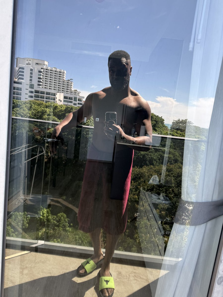 Magic__Maze's tweet photo. Do you even Thailand 🤷🏾‍♂️ 🤣🤣🤣☺️😂😂 https://t.co/33kSnujCP0