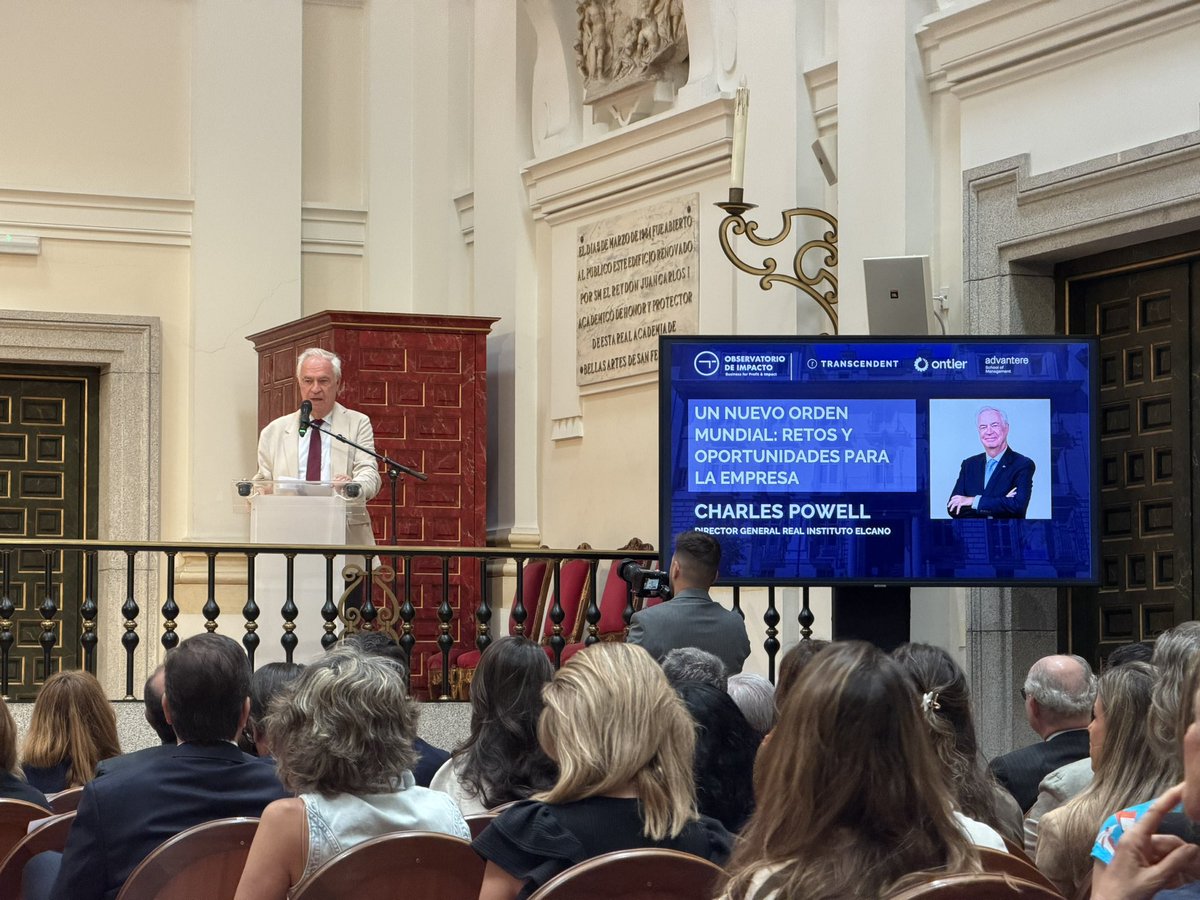 Corresponsables's tweet photo. 🗣️ Charles Powell, Director General del Real Instituto Elcano (@rielcano), advierte en #ImpactDay26 que “estamos en transición desde un orden bipolar y luego unipolar hacia algo que todavía no está definido”

En este contexto, subraya que “el éxito ya no depende únicamente de los datos financieros o del tamaño de la empresa”, sino de su capacidad para “aprender, adaptarse y crear valor de manera sostenible”🌍