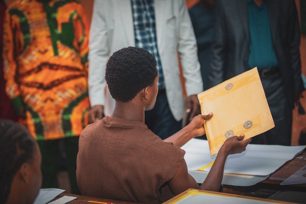 gouvbenin's tweet photo. Le mardi 02 juin 2026, au Lycée Technique Coulibaly à Cotonou, les épreuves pratiques du Baccalauréat technique, session de juin 2026, ont été officiellement lancées conjointement par la #MESRS , Dr Sèdami MEDEGAN FAGLA, et le #MES, M. Clément KOUCHADÉ. https://t.co/CkKRwW8rC8