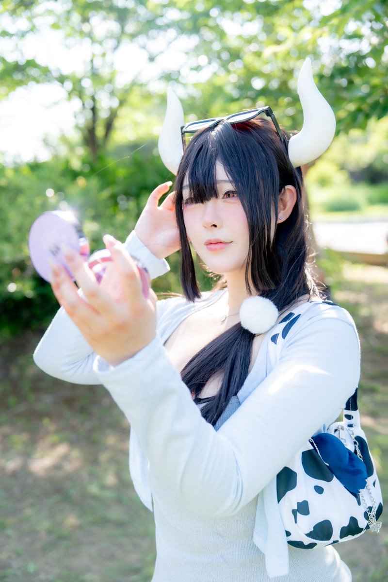 B_rei_UwU's tweet photo. PlayX4 일요일
하우카우 (동탄 ver.)
🐄🩵
cos @B_rei_UwU
p.t @medeia_photo
Illustrator: @AIwonbin49041
#HOWCOW https://t.co/Yx2A1KGTQz