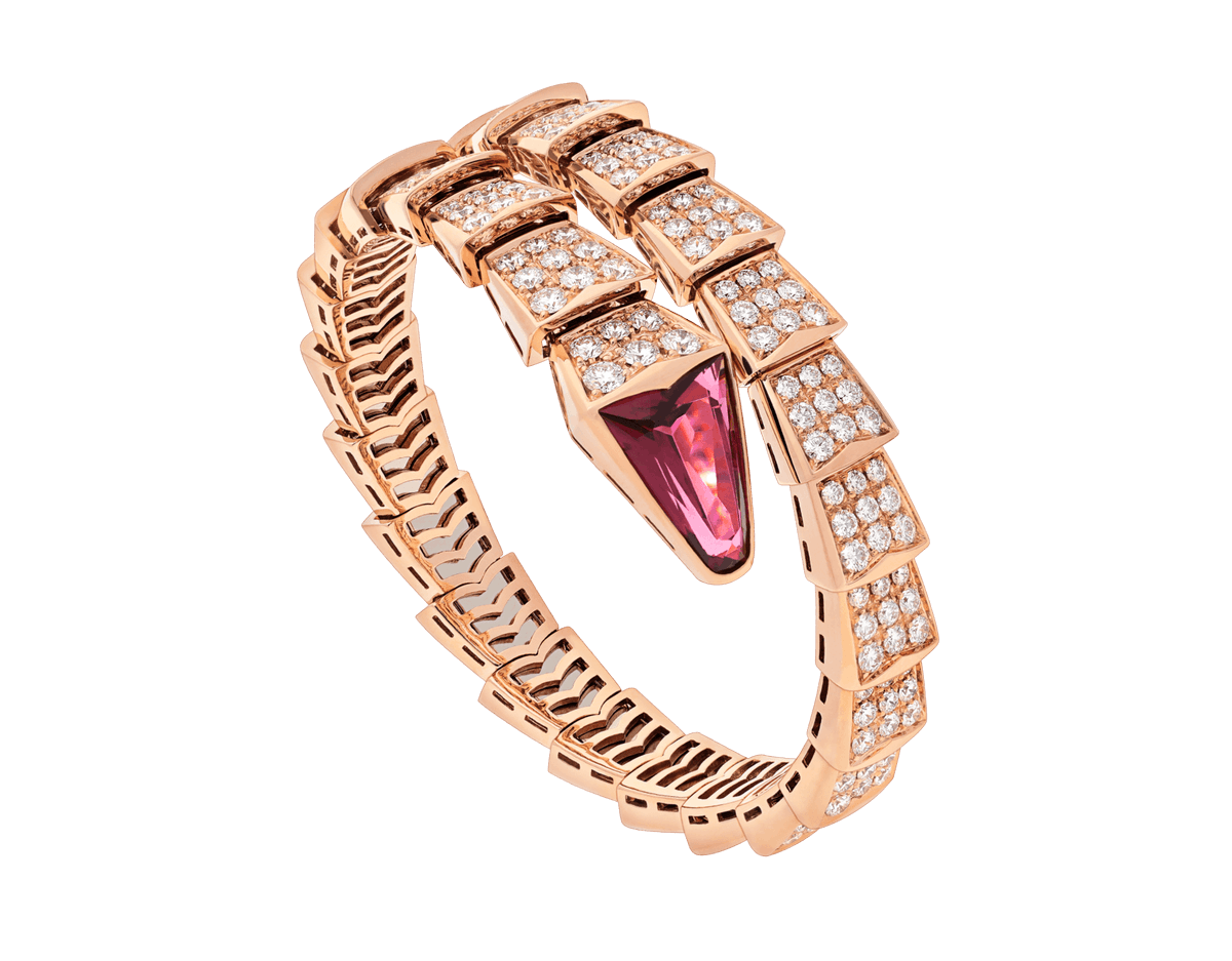 CaraveParis's tweet photo. ✨ Sophisticated sparkle in every detail.

The Carave Paris Serpenti Pavé Double Wrap Bracelet features dazzling pavé accents, a stunning pink gemstone, and elegant rose gold styling. 💖

#CaraveParis #LuxuryJewelry #RoseGoldBracelet #ElegantStyle #FashionJewelry #LuxuryFashion https://t.co/mMg4RJJpx6