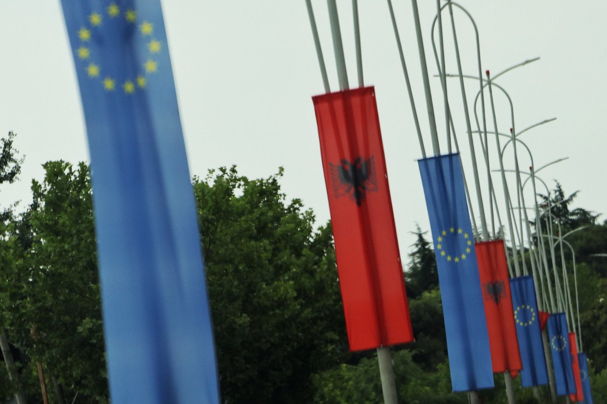 EUAmbAL's tweet photo. The 🇪🇺 EU remains committed to supporting Albania’s accession process. 3/3 https://t.co/O7JKL44Ne1