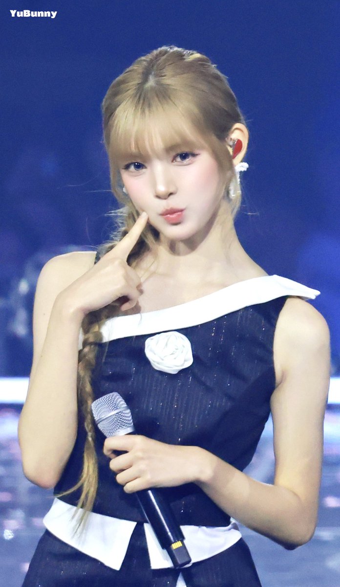 YuBunny_'s tweet photo. 250530

파리에서 봐요

#YUHA #Hearts2Hearts #柳河岚 #하츠투하츠 #유하 https://t.co/mKGTonAgAj