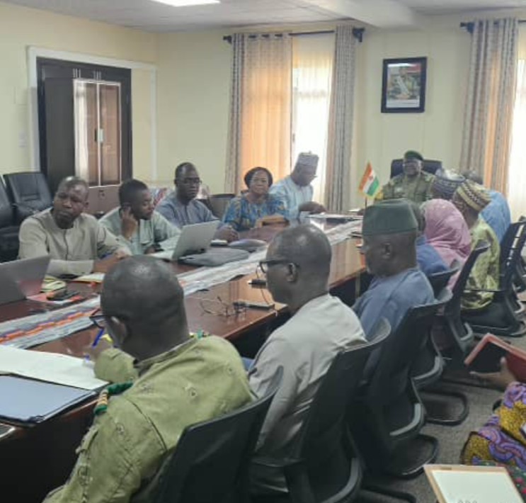 OMSNiger's tweet photo. En vue de préparer le futur Plan National de lutte contre le #Cancer, l’OMS appuie le Niger dans l’évaluation #ImPACT pour renforcer la prévention, le diagnostic et la prise en charge. 

🤝 L’OMS &amp; ses partenaires restent engagés pour sauver des vies.
#OMS #Cancer #ImPACT https://t.co/9RQv7QmeJ8