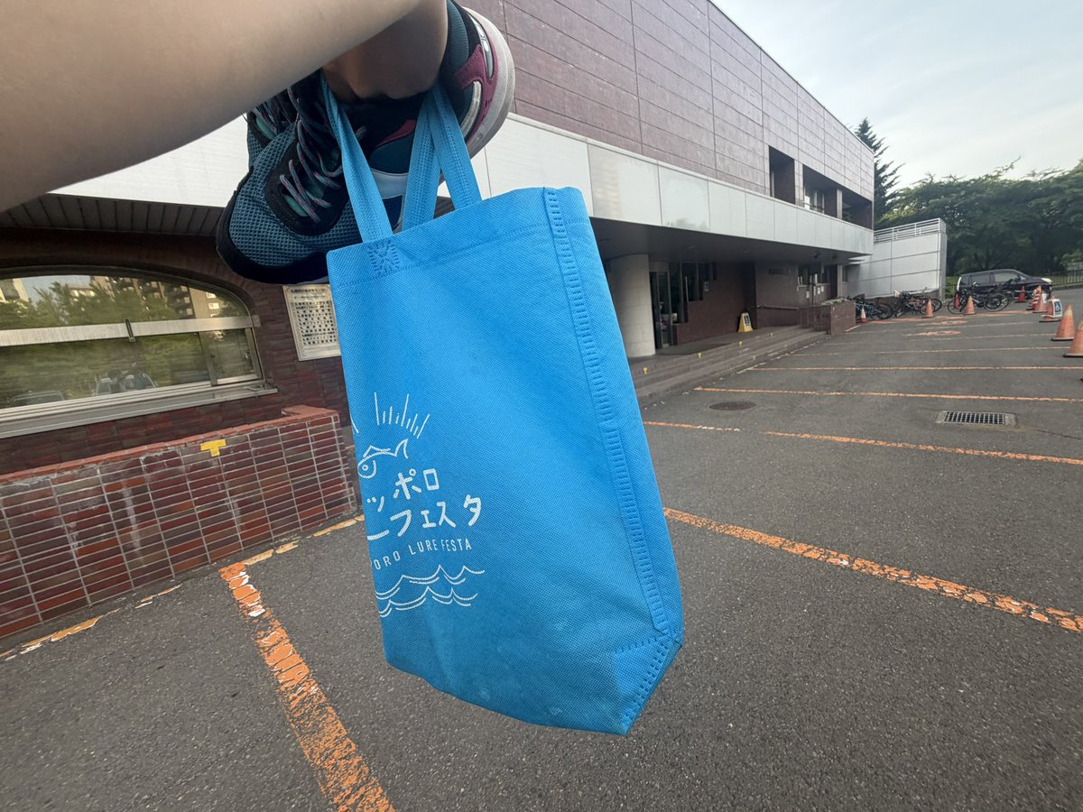 cosmo_lea's tweet photo. 今日の仕事終わりは1週間で1番きついトレーニングの日🫠
汗かきすぎてプール後より髪濡れてるって😳 https://t.co/JB4zrvQbqg