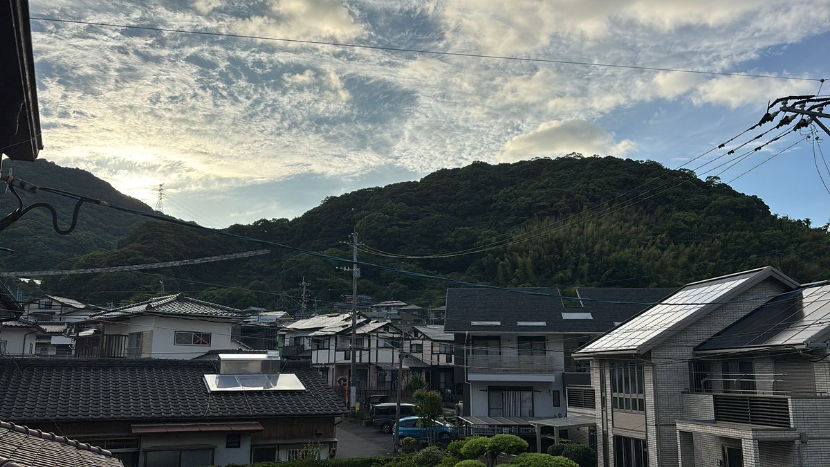 RH6312's tweet photo. 結構歩いたり、ジムしたり、無水カレー作ったりしたけど、穏やかな夕方で〆。 https://t.co/HgUS30pliS