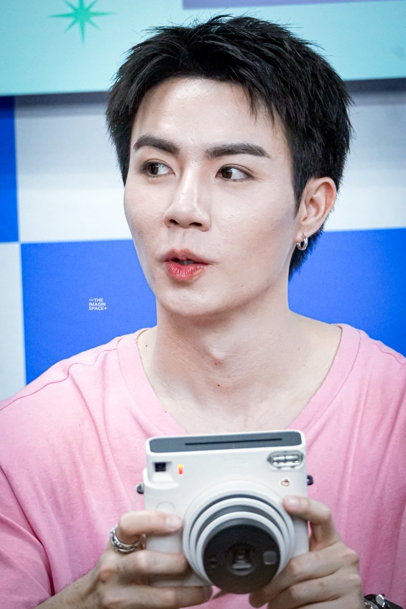 theimaginspace's tweet photo. เด็กเร้กคนนึง

#COSMOKOREAxZeeinTH
#ZeePruk @zee_pruk https://t.co/9A19jViMcS