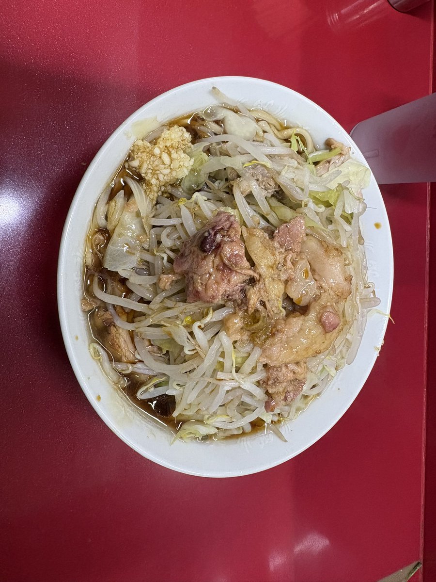 ChanEi_FF's tweet photo. 越谷二郎美味かった🤤
17時頃行ったら並ばず入れて満足♥️ https://t.co/suD1Sm9gD6