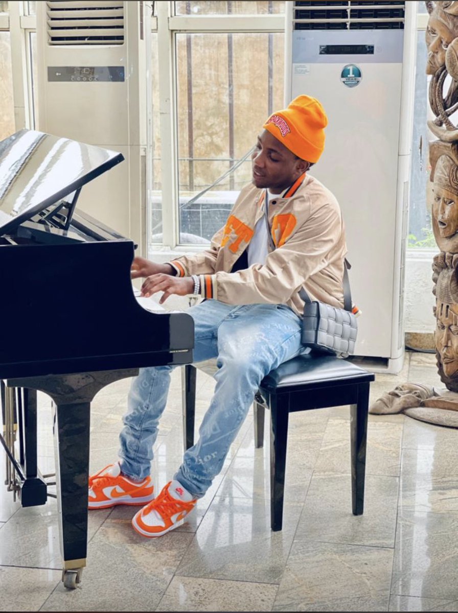 2phire_'s tweet photo. It’s been a month since you were taken away by the evil of this world, I still don’t know what to do, what to say, how to feel, because it still doesn’t feel real to me. This has been the hardest 1 month of my life 

Your death has made me question everything thing I ever believed in, nothing makes sense to me anymore, not even life itself

We didn’t have the best relationship, you didn’t always listen to me, you felt you could do it on your own, but still you know I loved you with my life and would do anything to protect you, I’ve not seen you in 3 years and it’s heartbreaking how I’m never going to see you again. 

I’m sorry for giving up on our relationship and kept saying you were going to learn your lesson since you didn’t want to listen to me, I never knew the lesson was going to be death maybe i would have reached out more, checked on you more maybe I would have been able to save you, pls forgive me and I pray I find a way to forgive myself. 

I can’t say rest in peace because your killers are still roaming, but one thing I promise you they will never roam in peace. 

Farewell for now, until we meet again kid bro 💔🕊️🕯️