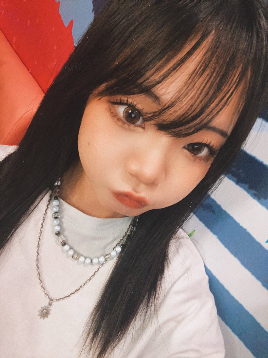 neostage_jp's tweet photo. .˚*. NEOLOG .*˚.
ドウモッッ最近メイク楽しくて
上機嫌なみなみでっすぅ🤟🏼🧡
みんな台風、、、無事、、、?🥲
広島おったら
ほんまに台風とか無縁すぎて😭
こっちは地震も多くて😇
気をつけてこぉなッッ!!!!
#NEOSTAGEPROJECT
#NEOLOG
#ネオステージプロジェクト
#エケチェン日記 #日向陽美 https://t.co/nfyNt7myT0