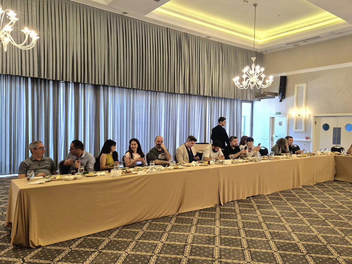 Busiad's tweet photo. BUSİAD Yönetim Kurulu Başkanı Tuncer Hatunoğlu, Kasım ayında gerçekleştirilecek 7. Yenileşim Ödül sürecine Bursalı firmaları katılmaya çağırdı. Haberin devamı: https://t.co/guZAk5KfUS https://t.co/CA4O1Xvx1B