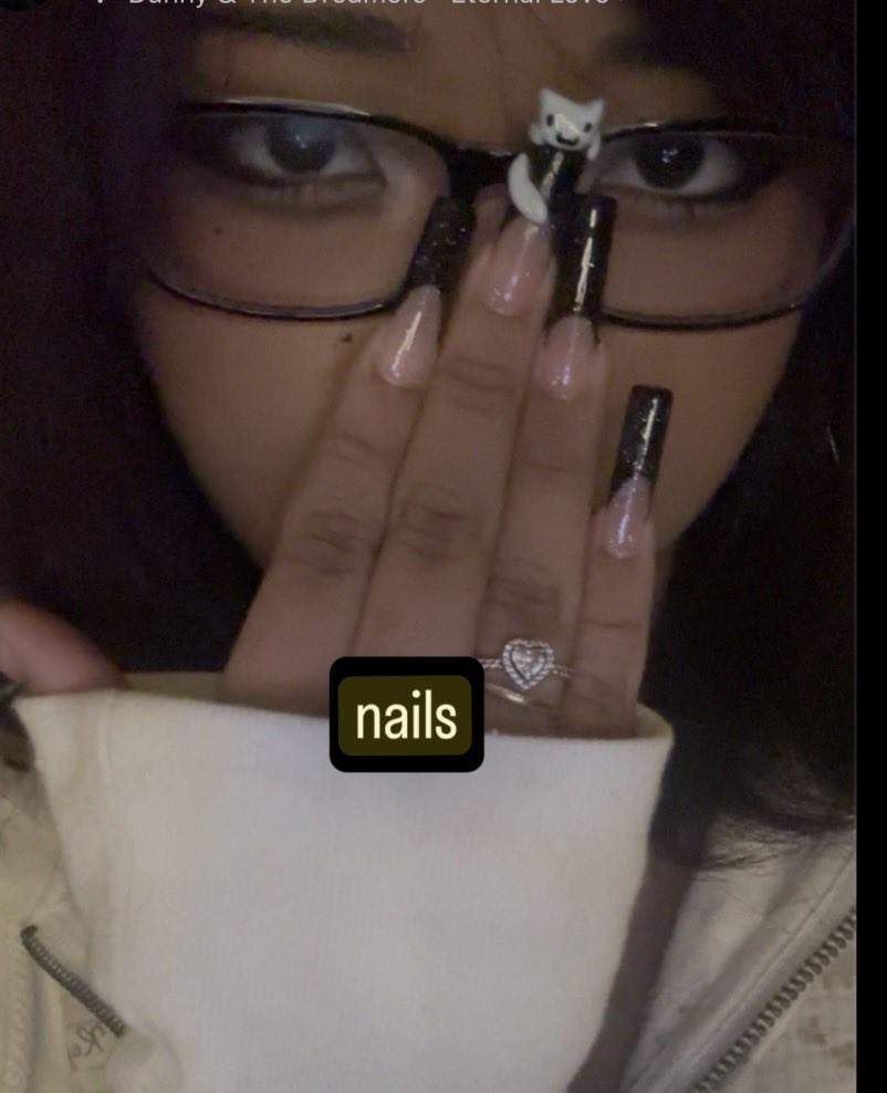 niki ;3 tweet media
