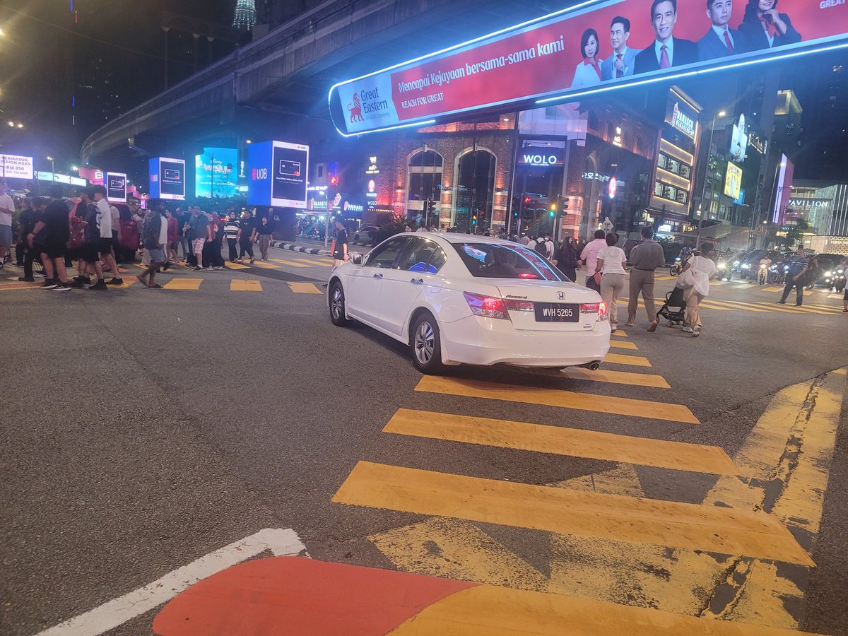 bettersidewalk1's tweet photo. Before every heartbreaking accident, there were countless warning signs ignored. Every small road offence we overlook pulls us closer to a loss we can never undo.

We pray for every lost life on Malaysian roads. https://t.co/HiNNm1mn2t