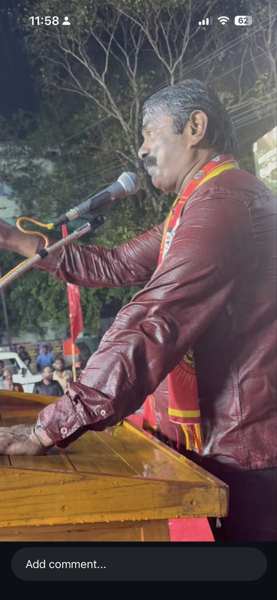Suresh_Ak13's tweet photo. இவரை தோக்கடிக்க எப்படிட உங்களுக்கு மனசு வந்துச்சு https://t.co/OiG8mOB0Aw