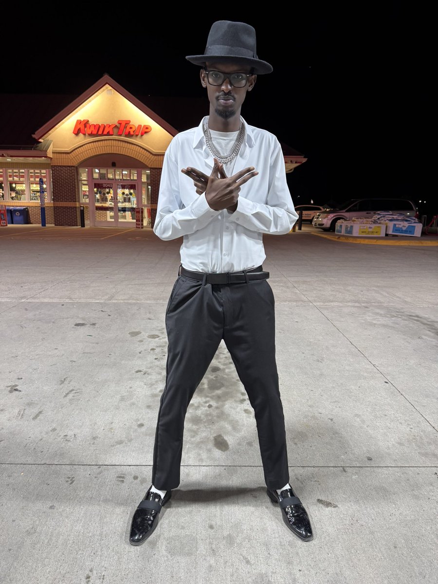Floatdagoatt tweet picture