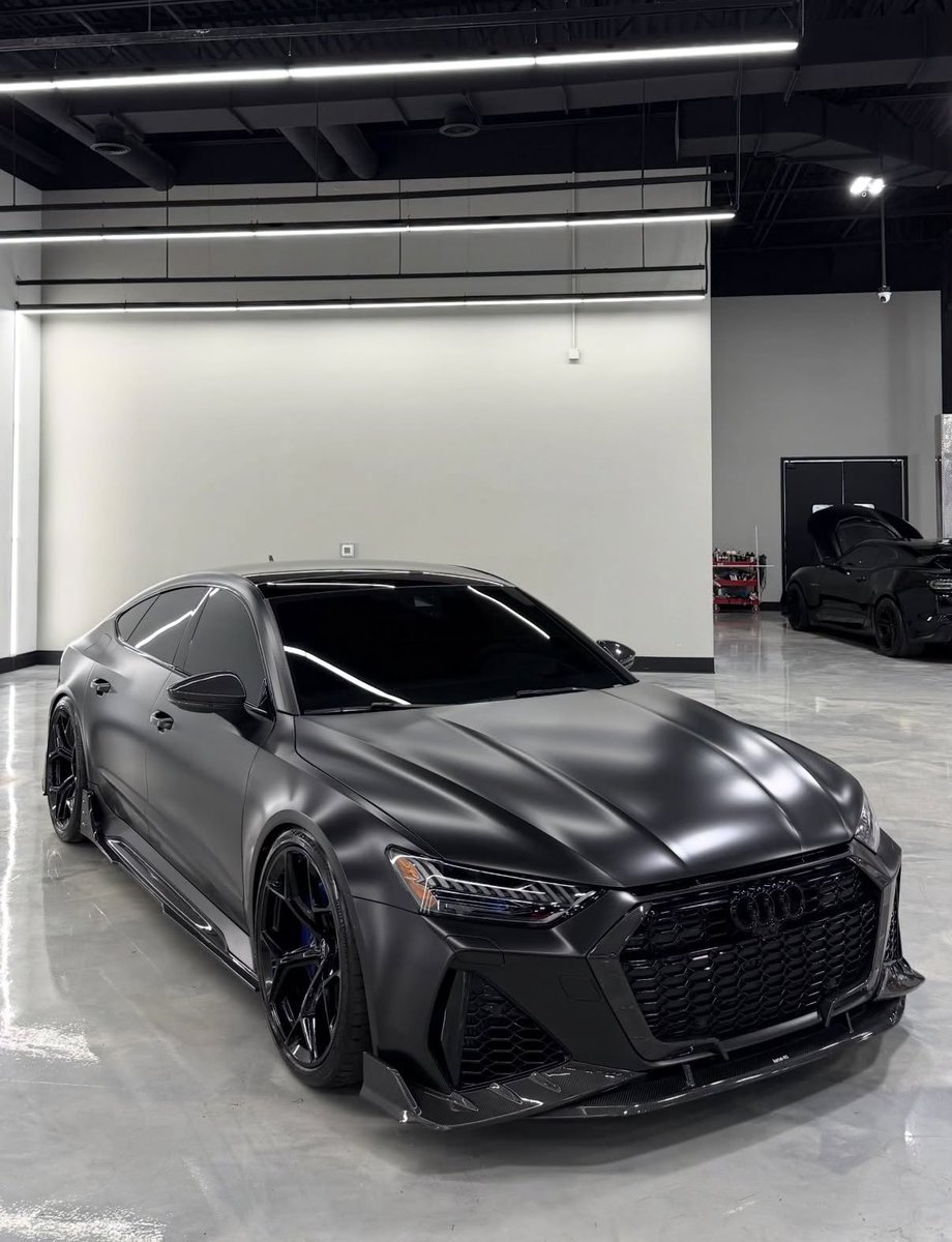 Elitecargasm's tweet photo. Audi RS7 🦇 https://t.co/xrn3NgHc0P