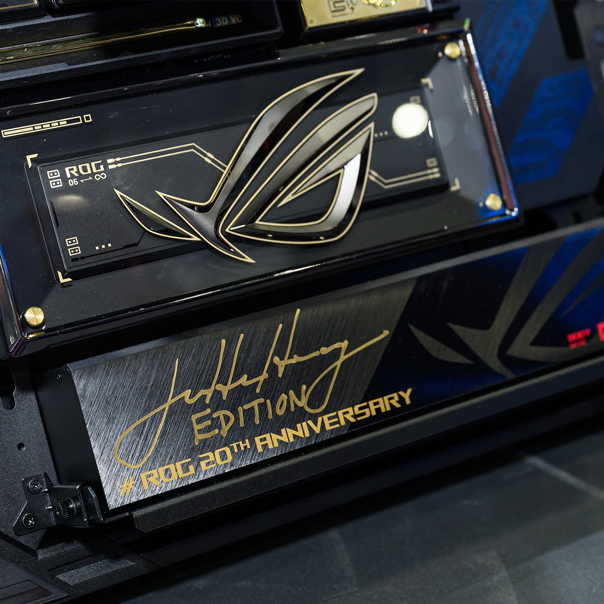 ASUS_ROGUK tweet picture