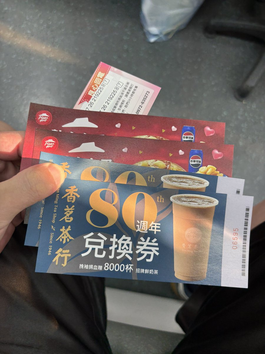 AllenWang021's tweet photo. 27歲生日年度捐血KPI
1500cc確認達成✅
任務獎勵：熊愛捐血保溫杯

捐血日期：去年生日、3/4、6/3
下一次捐血：今年生日 https://t.co/hkXtAcxP6r
