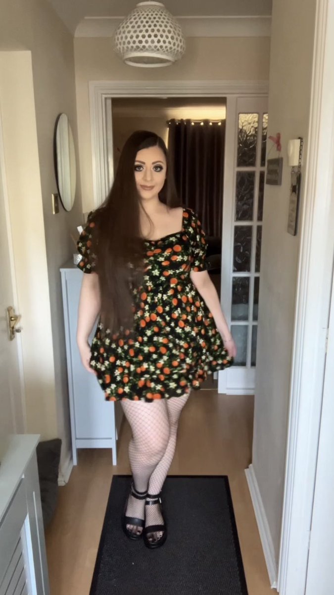 KerryPhoenix's tweet photo. 🖤 https://t.co/tnp9aqcW0x