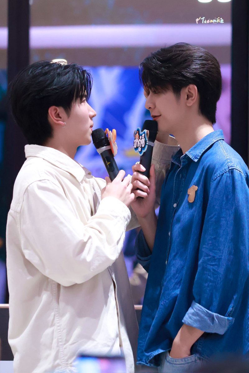 teenniizlk36's tweet photo. ศลปเขินไหมไม่รู้ แต่นี่เขินนน https://t.co/wScV1n2KPw