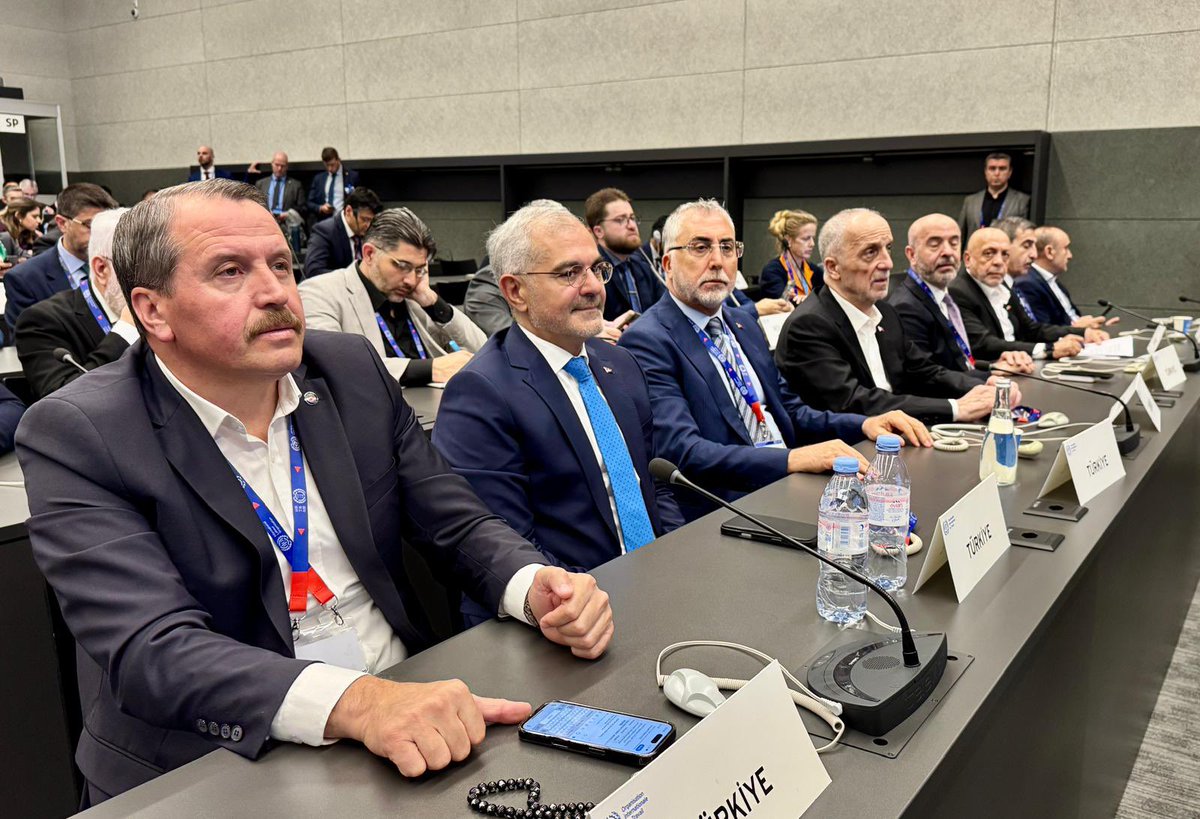 MemurSenEng's tweet photo. When Israel insisted on repeating the motion, we protested by banging on the tables and stood firmly in solidarity with Palestine. https://t.co/MA1aWlkZrQ