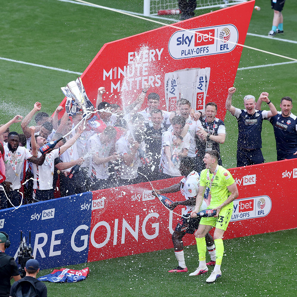 BWFCRetailStore's tweet photo. 🚨 JUST LANDED ON THE AUCTION SITE! 🚨

Exclusive promotion merchandise has arrived onto the site:

🍾Wembley Promotion Celebration Bottle
🏳️We Are Going Up Play Off Final Flag

There's also still time to bid on:
👕 Dalby’s Play-Off Final goal scorer shirt 
⚽ Official Play-Off Final match ball 

Bidding is now live. Secure your piece of our journey to the Championship today: https://t.co/adyWsQIFQu

#bwfc