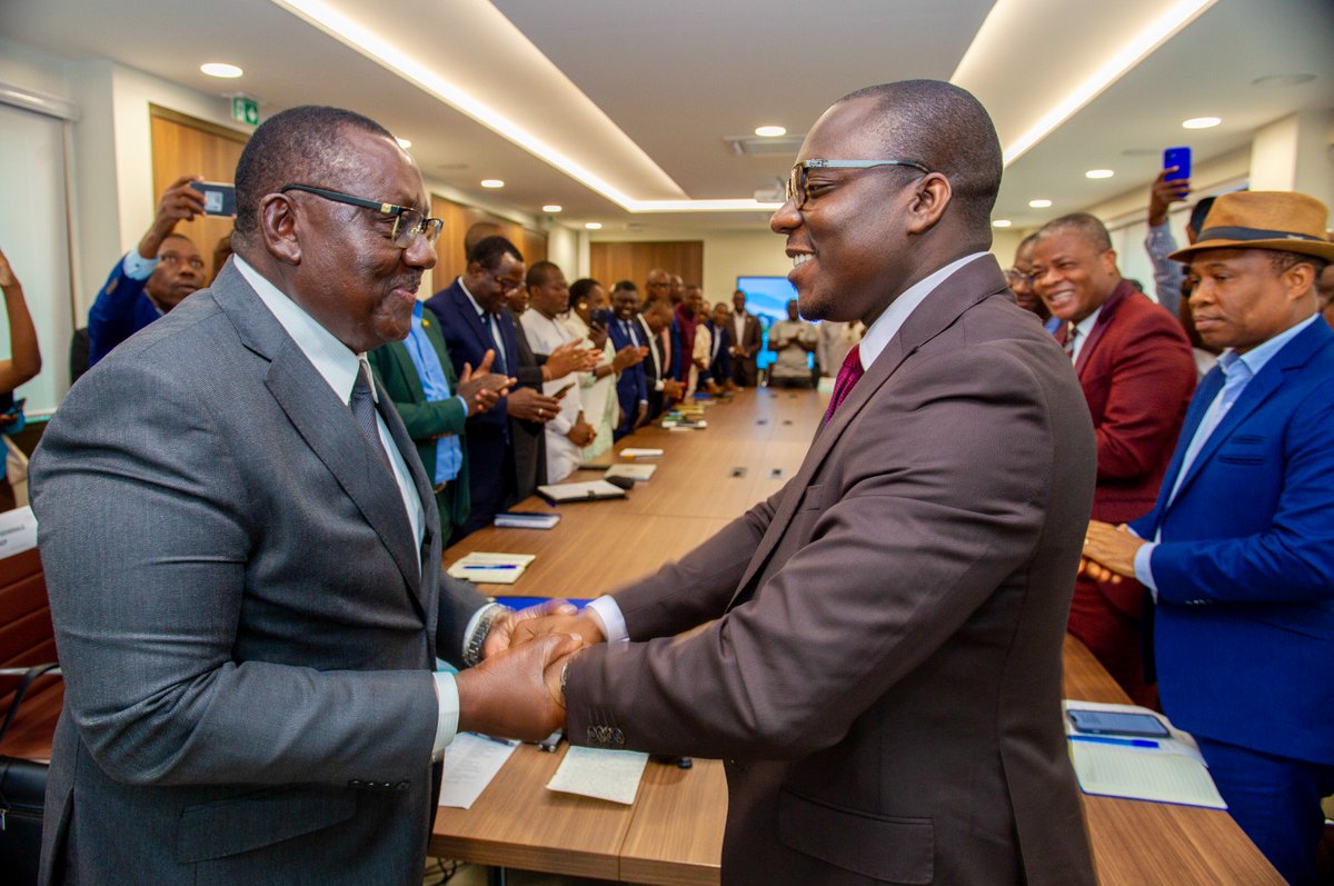 FAOWestAfrica's tweet photo. Le Bureau sous-régional de la FAO pour l'Afrique de l'Ouest félicite Dr @ABloukounon  pour sa nomination comme Ministre de l’Agriculture, de l’Élevage et de la Pêche du Bénin. Son expertise en #agronomie à #FAOWestAfrica et dans la sous-région sera un atout majeur.

@gouvbenin https://t.co/97fJUIYcj4
