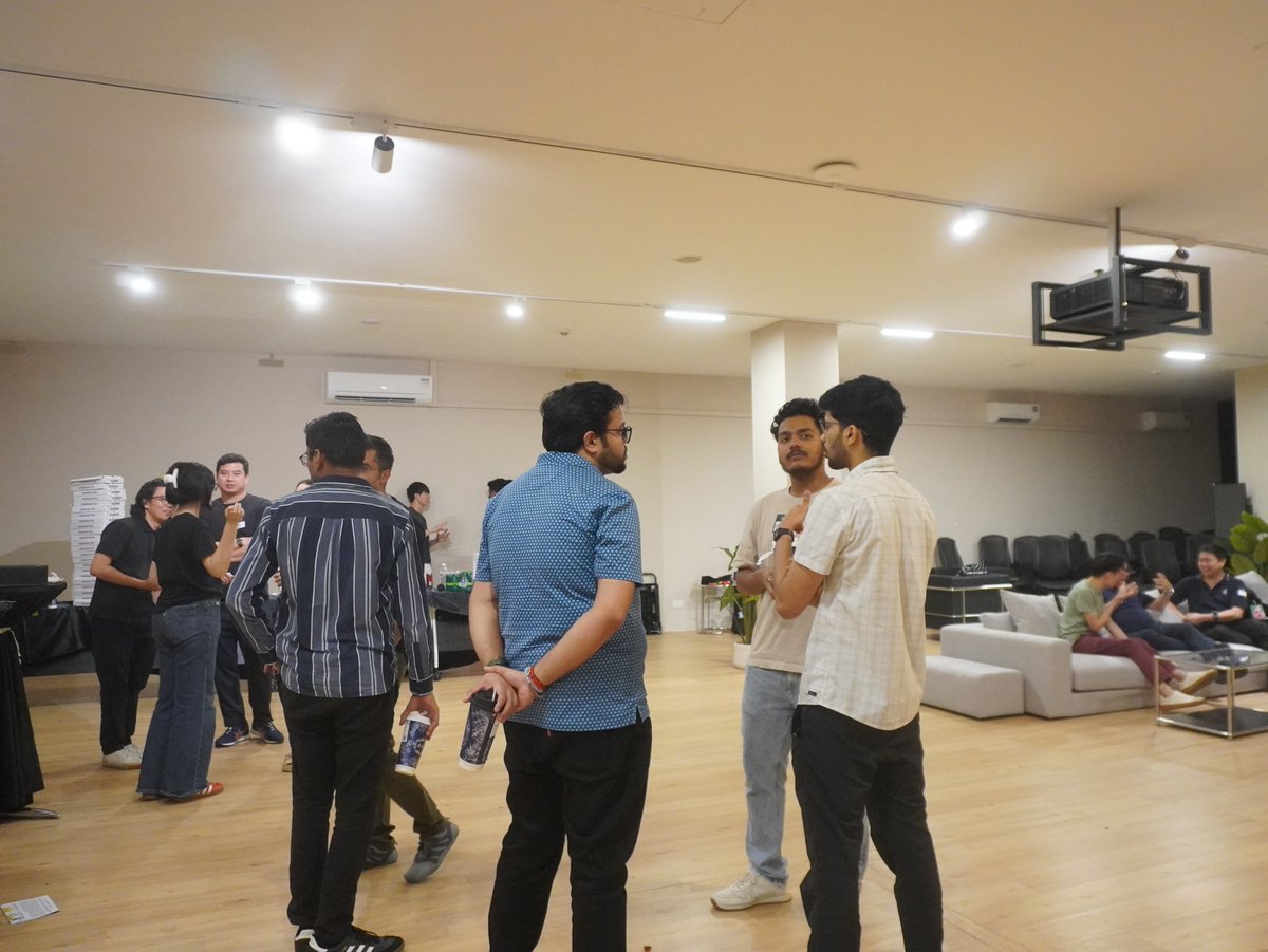 SUTDBlockchain's tweet photo. SEE YALL NEXT YEAR!

🧵3/3 https://t.co/JUejKgkZc6