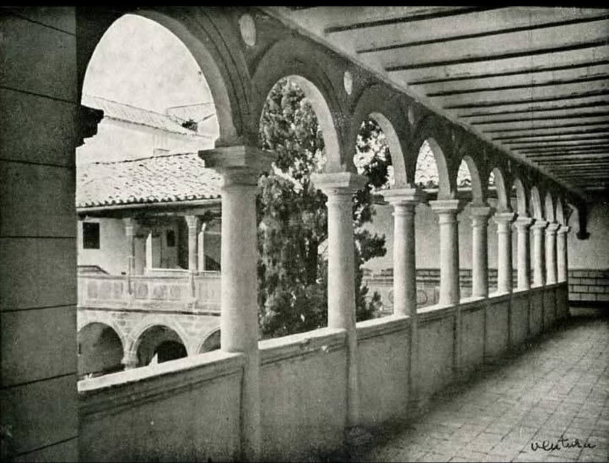 Carolo65's tweet photo. PUEBLOS DE JAÉN 
El Real Monasterio de Santa Clara, ubicado en Úbeda, es uno de los tesoros históricos y espirituales más antiguos de la ciudad. Declarado Monumento Nacional en 1979, este convento combina siglos de historia, leyendas reales y una deliciosa tradición viva. https://t.co/9FIH25ixlj