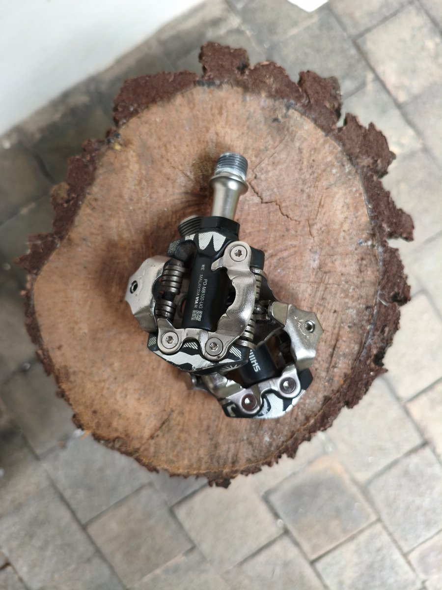 secretshopee's tweet photo. WTS Shimano GRX PD-M8100-UG Limited Edition Pedal
used, very good condition ✨ complete with packaging
include cleat Shimano SH51 baru

ngga pernah dipake gravelan, cuma dipake gowes ngopi aja hehe
1.2jt

COD Jaksel 🤞
0856 7072 582
#fnfjb https://t.co/YvYQDze70I
