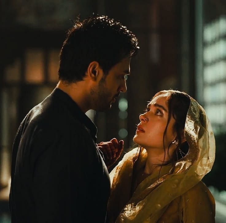 simi_dil's tweet photo. So the role is reverse 
Pahle mahid ne blame kiya tha shahar ko DH ki condition ke liye aur seher guilt mein chale Gai thi 
And now Seher blame Mahid For Kausar Dead and Mahid is in Guilt 
Aap hamen  dekhne ko milega nafrat Ka rishta 
Seher Version 🔥
#SeherHoneKoHai https://t.co/wNbrCP1pw6