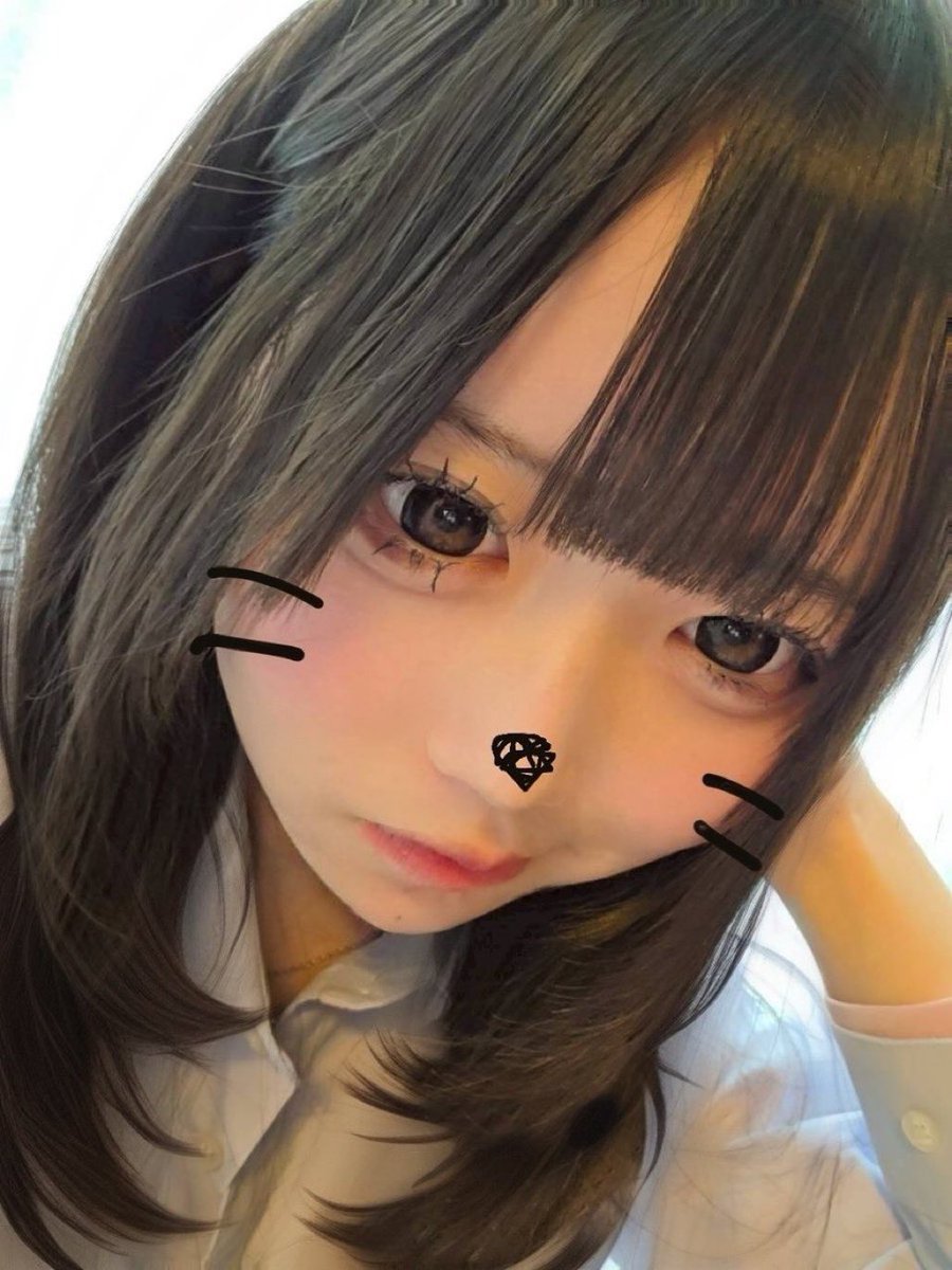 vhhkiu's tweet photo. 学校疲れました。 https://t.co/CucHW2MmD5