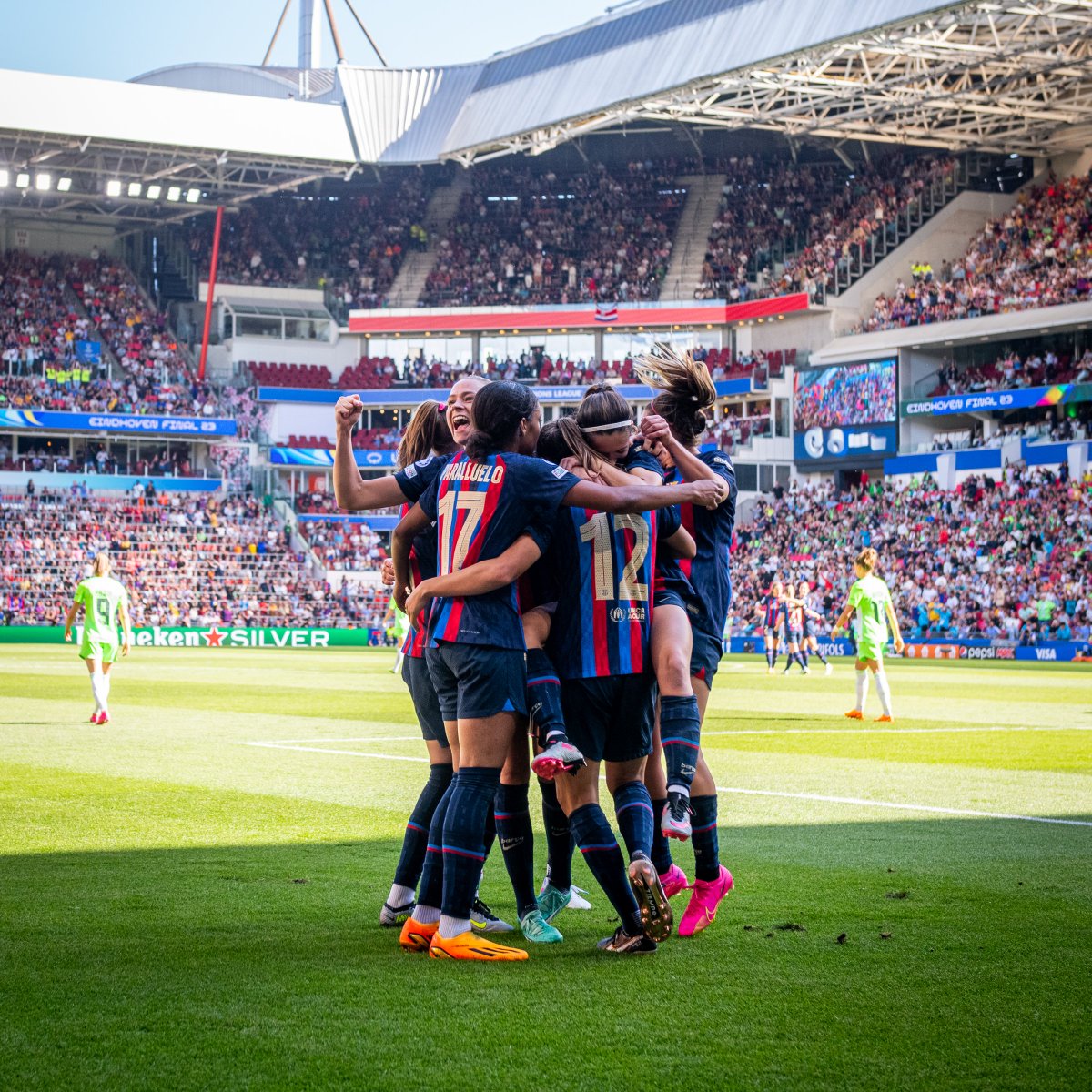 FCBfemeni's tweet photo. Un record etern. https://t.co/KyS3eX5Xcw