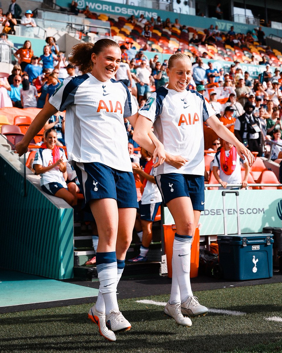 SpursWomen's tweet photo. Running it back to @worldsevens_ ⏮️🤩 https://t.co/yWr2qmaCmW