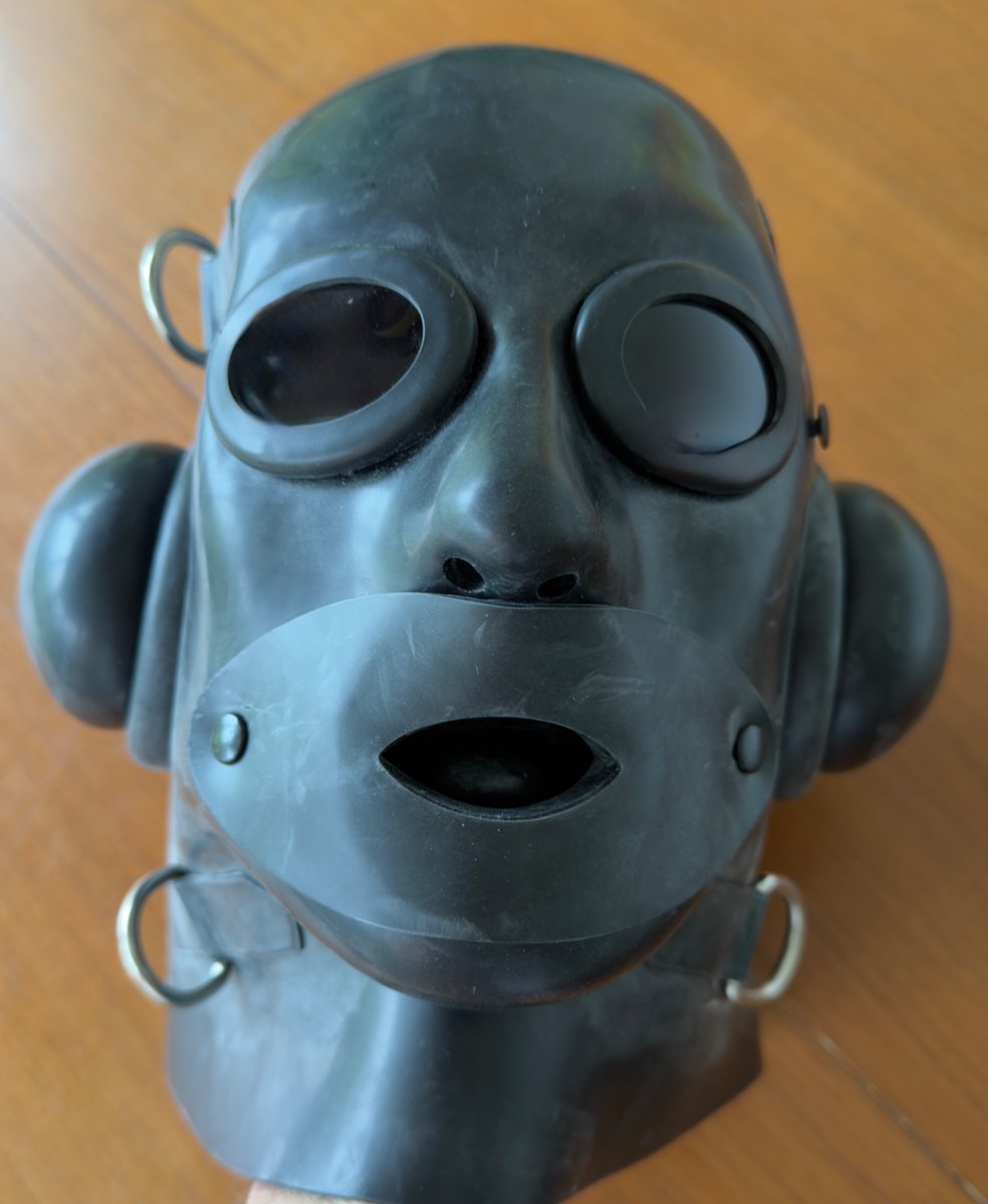 full_rbbr's tweet photo. New @studio_gum hoods have arrived. Can’t wait to try them on, especially the 2mm Discipline hood with inflatable ear pads and 15cm nose tubes. 

#rubberbondage #rubbergimp #rubberhood #latex https://t.co/WiCZU5Anl9