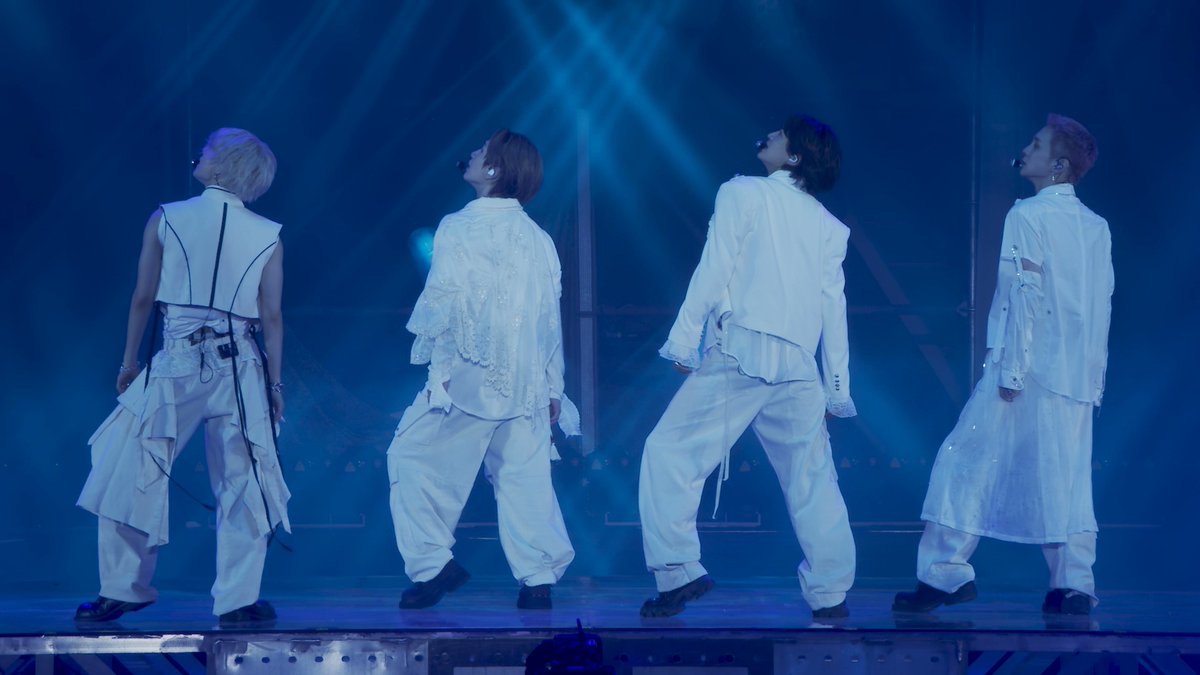 SHINee tweet media